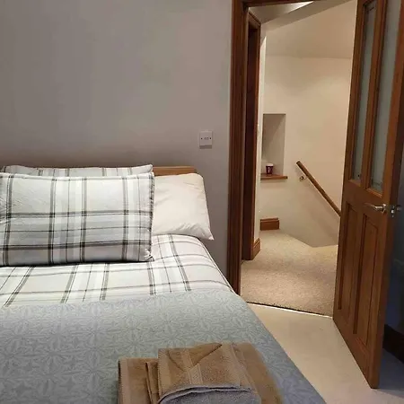 بيت للعطل Cosy Cottage,